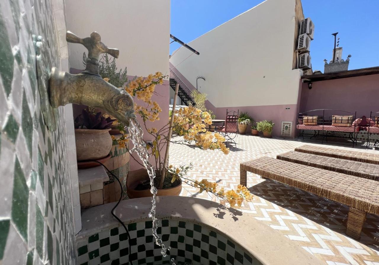 Riad Dezayn Fes Luaran gambar