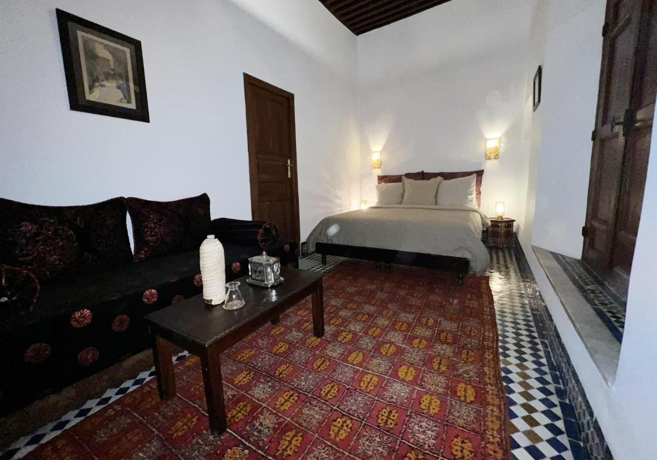 Riad Dezayn Fes Luaran gambar