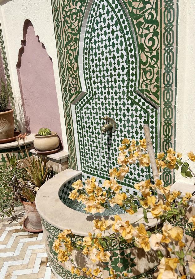Riad Dezayn Fes Luaran gambar